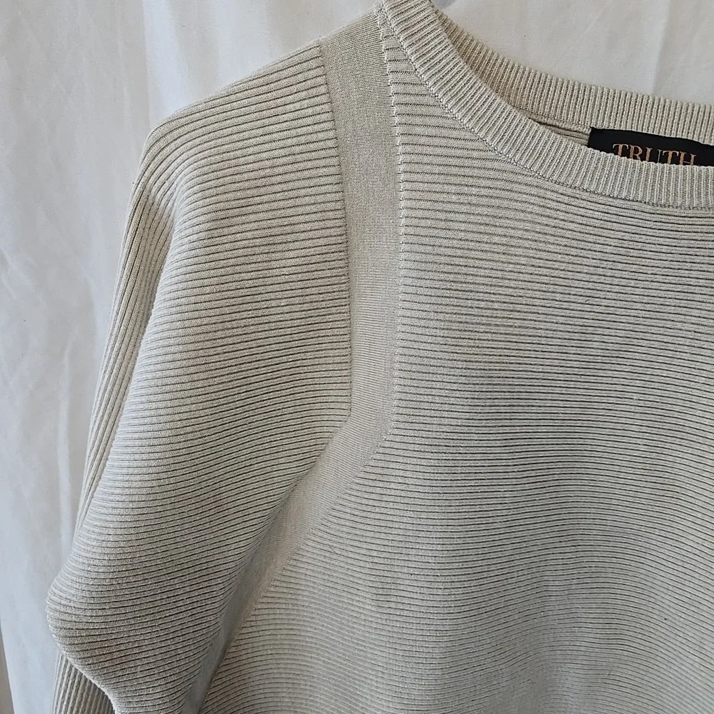 Truth by Republic Textured Waffle Knit Sweater Women's Size Large Ivory Pullover